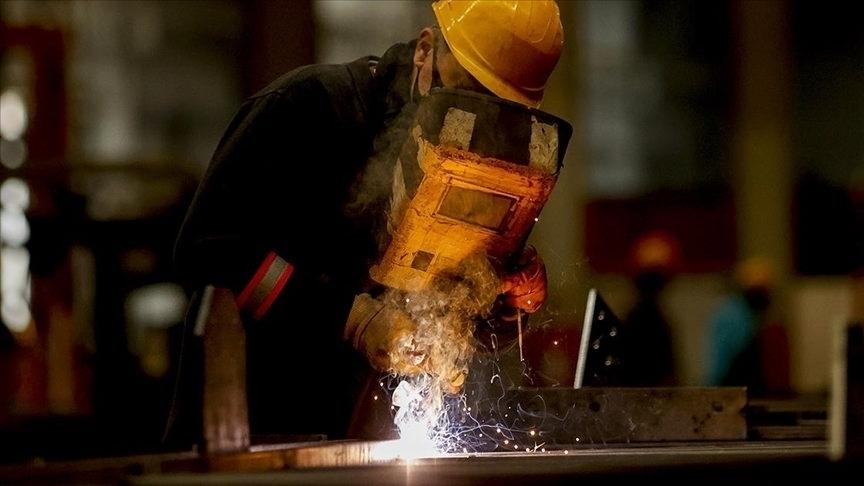 İstihdamda yeni rekor: Lokomotif sektörler belli oldu