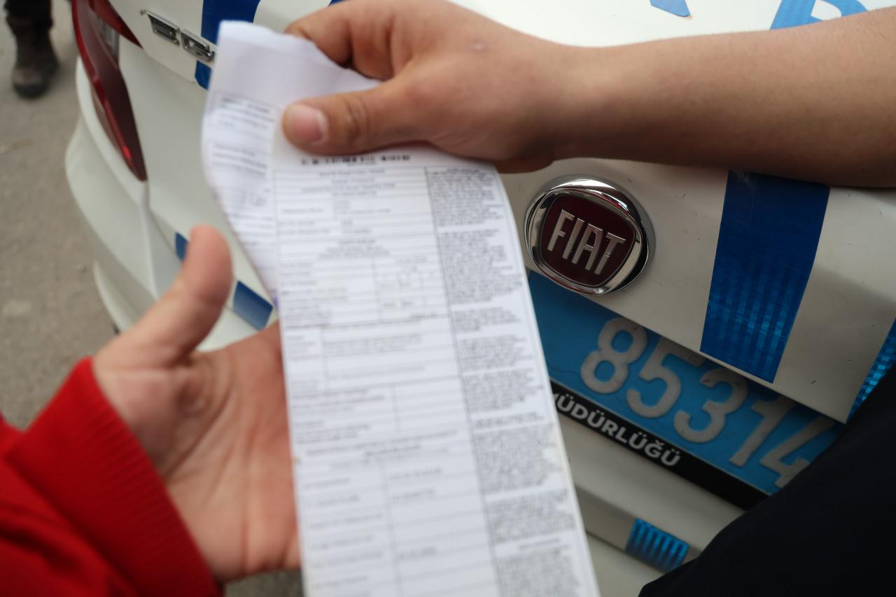 Sürücü toplamda 1 milyon TL ceza ödediğini söyledi. 