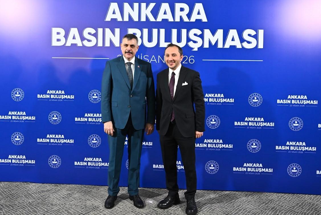 İçişleri Bakanı Mustafa Çiftçi ve  Ülke TV Ankara temsilcisi Mustafa Pala