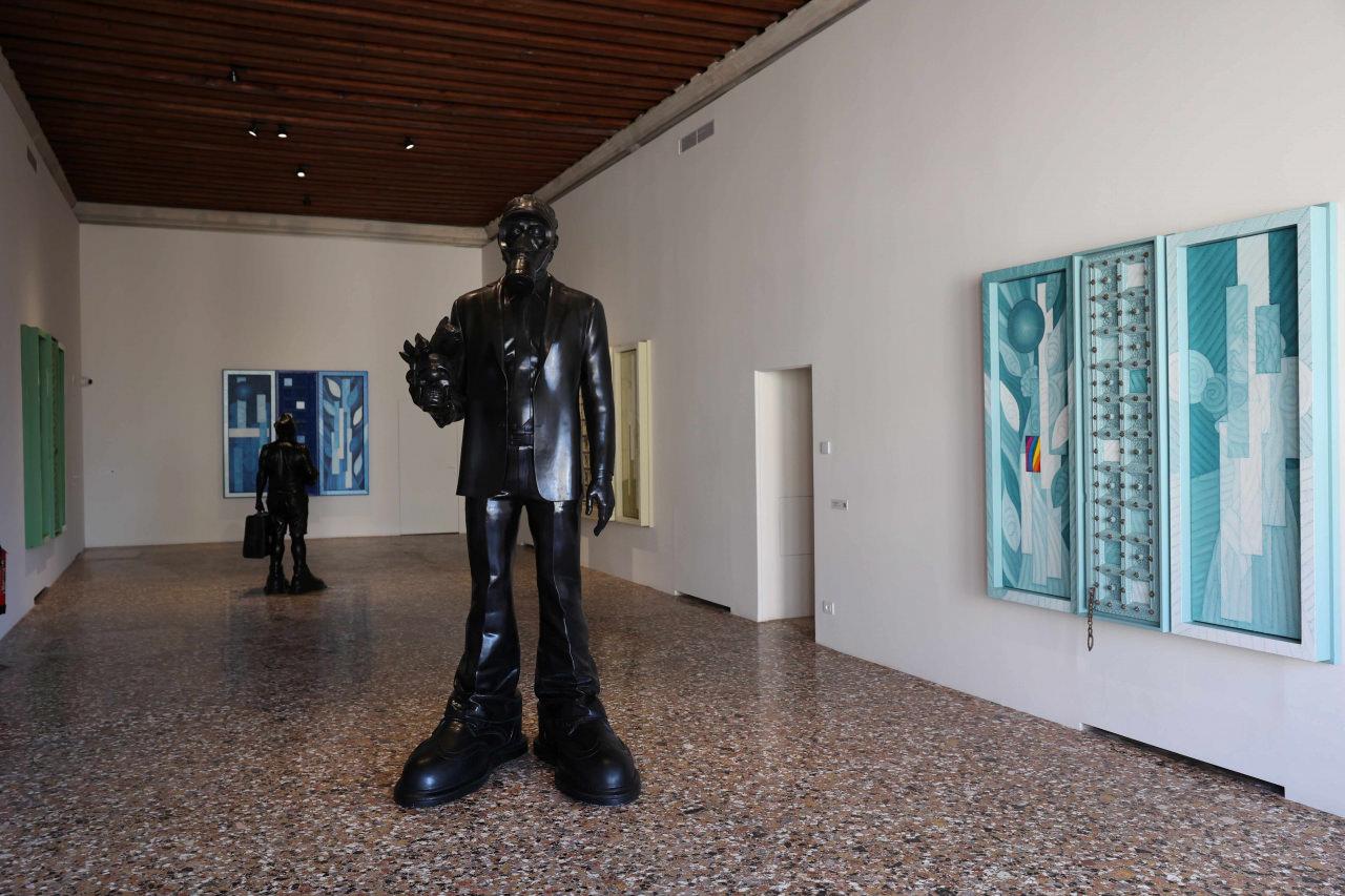 'Sessizlik' sergisinde bulunan bir eser. 