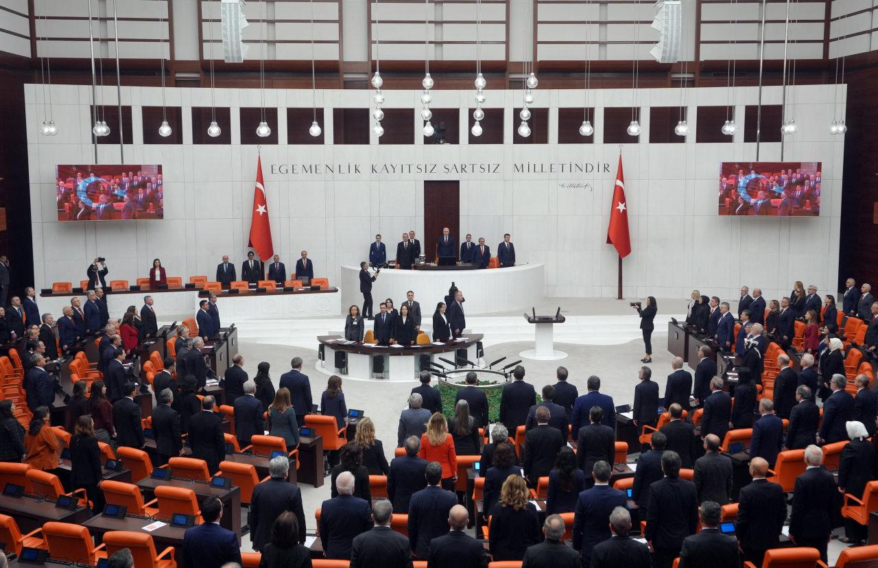 TBMM Genel Kurulu, TBMM Başkanı Numan Kurtulmuş başkanlığında, Meclisin açılışının 106. yılı ile 23 Nisan Ulusal Egemenlik ve Çocuk Bayramı dolayısıyla özel gündemle toplandı.