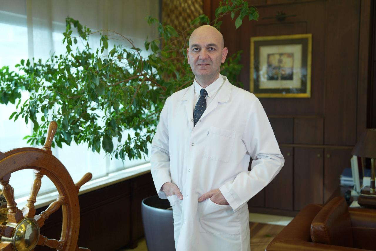 Üroloji Uzmanı Prof. Dr. Bülent Altay