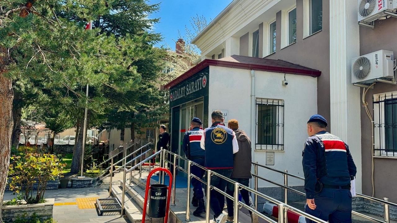 Afyonkarahisar'daki şüpheli ölüm çözüldü! İntihar denildi cinayet çıktı.