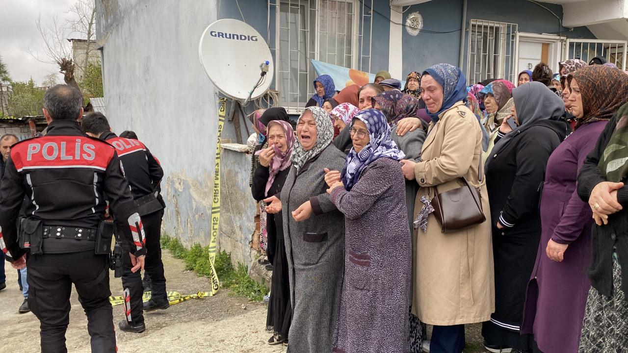 Olay yerine gelen yakınları, sinir krizi geçirdi.