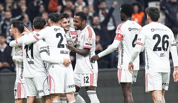 Beşiktaş T&uuml;rkiye Kupası'nda Alanyaspor karşısında yarı final peşinde!