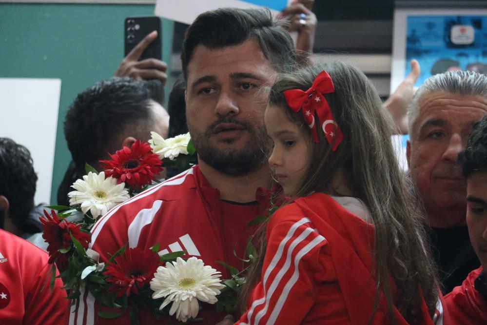 Rıza Kayaalp ve kızı