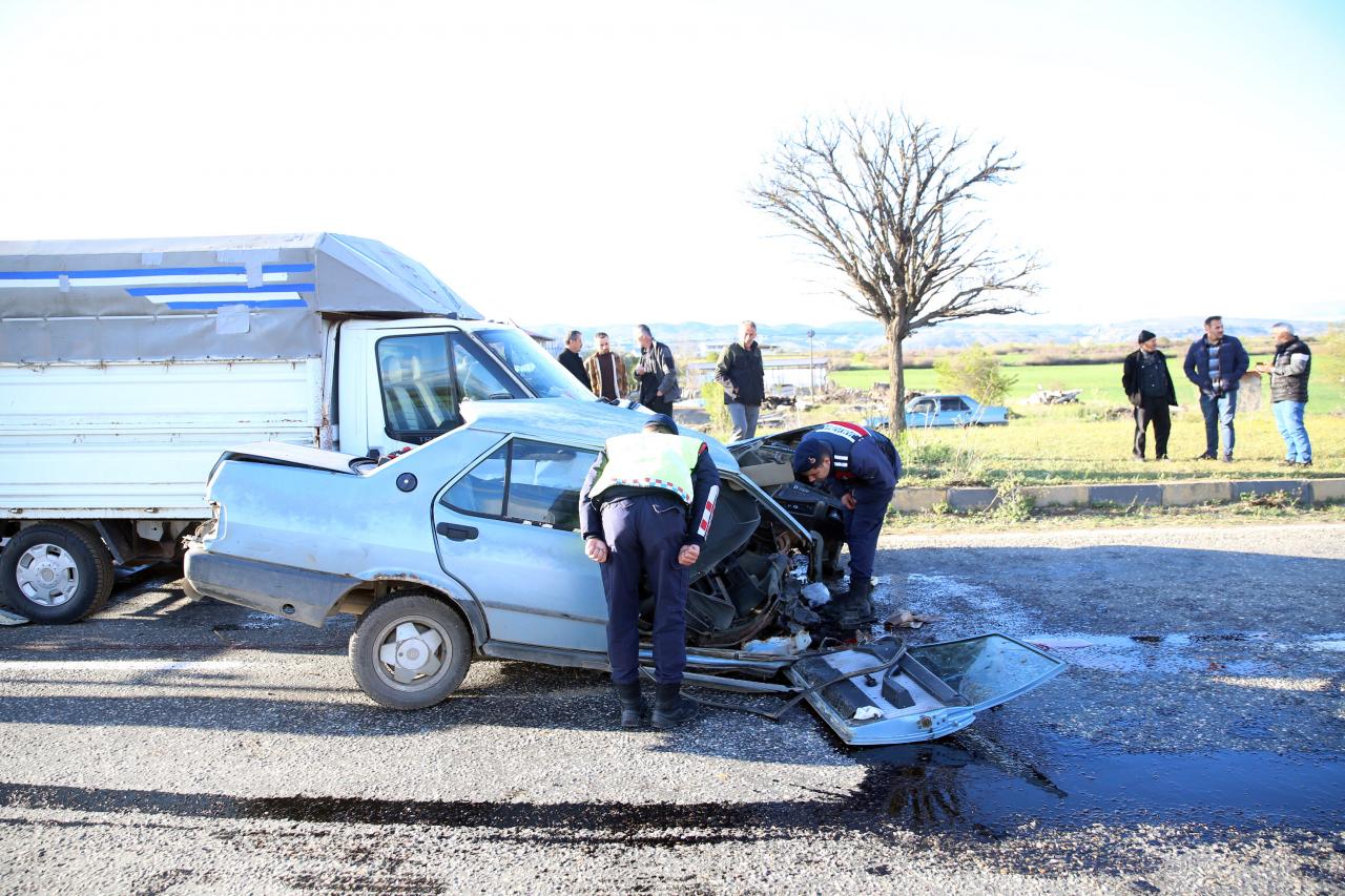 Olay yerine çok sayıda ekip sevk edildi. 