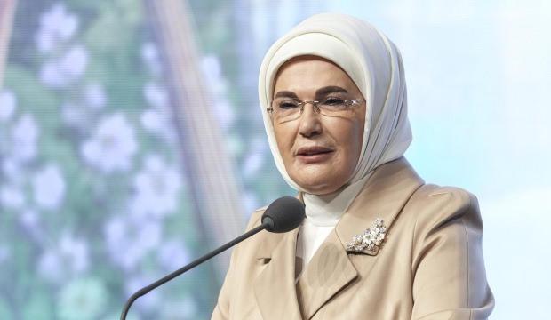 Emine Erdoğan'dan 23 Nisan mesajı