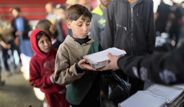 Gazze'de her hafta onlarca &ccedil;ocuk kayboluyor: Telegram ve Facebook'ta organize oldular