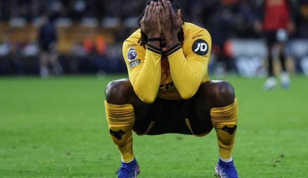 Premier Lig'de k&uuml;me d&uuml;şen ilk takım belli oldu