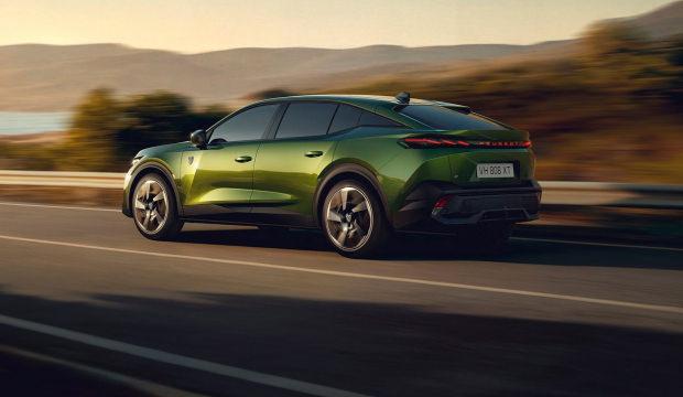 Yeni Peugeot 408'in T&uuml;rkiye fiyatları belli oldu! 300 bin TL indirimle geldi