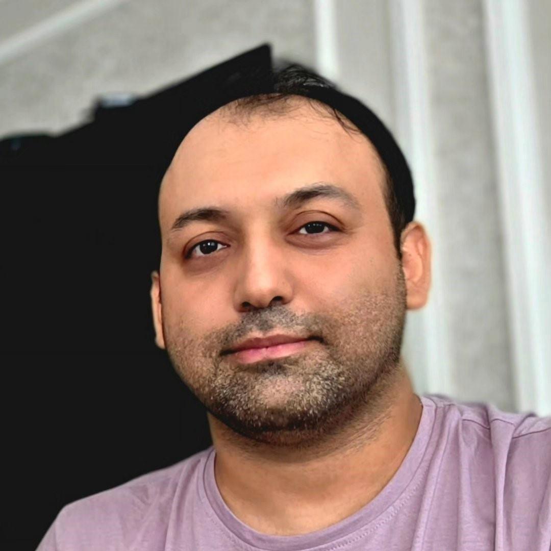 Anıl Karakuzu (36), görev yaptığı okulun pansiyonunda ölü bulundu. 