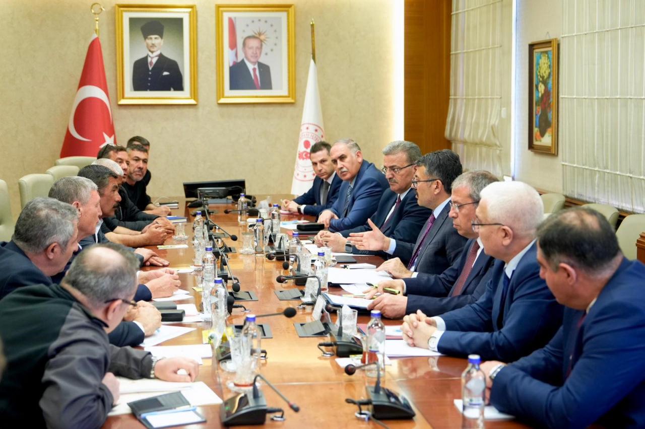 Taraflarla toplantı yapıldı