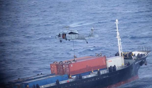 ABD ordusundan Umman Denizi'nde ticari gemiye &ccedil;ıkartma