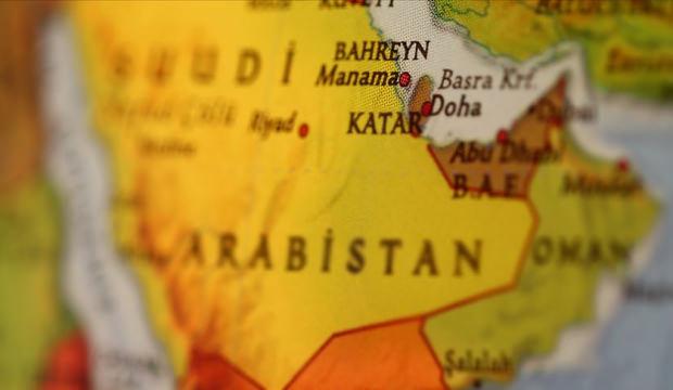 Bahreyn'den İran kararı! Hepsini vatandaşlıktan &ccedil;ıkarıp sınır dışı etti
