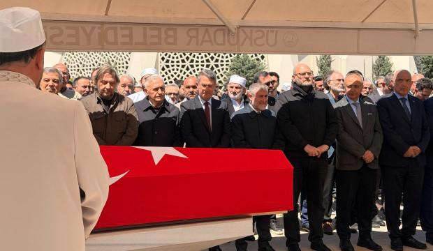 Eski milletvekili A&ccedil;ıkalın'a İstanbul'da veda: Son yolculuğuna uğurlandı