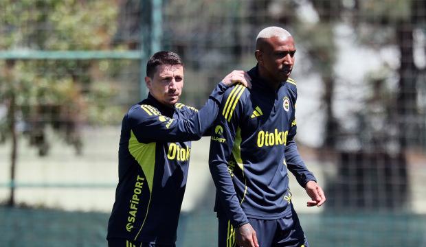 Fenerbah&ccedil;e Domenico Tedesco'suz ilk antrenmanına &ccedil;ıktı!