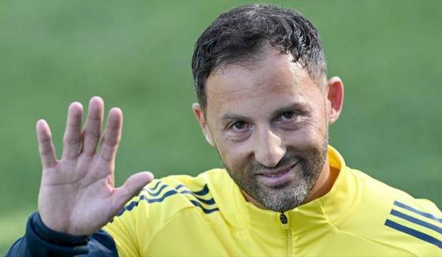 Fenerbah&ccedil;e'nin eski teknik direkt&ouml;r&uuml; Domenico Tedesco, T&uuml;rkiye'den ayrıldı