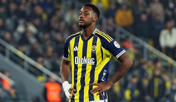 Jhon Duran, G.Saray'ın F.Bah&ccedil;e'yi yendiği ma&ccedil;ta tek bir emoji ile ortalığı karıştırdı