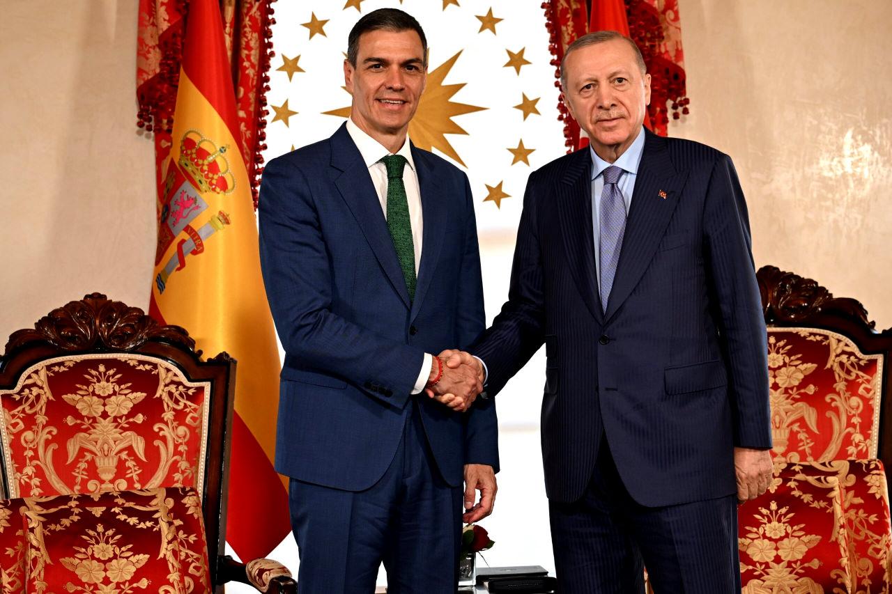 Pedro Sanchez ve Recep Tayyip Erdoğan