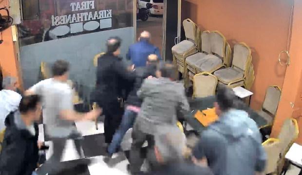 Camlar titreyinde kahvedekiler birbirini ezdi! İşte evlere şenlik panik...