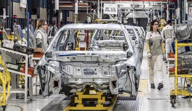 T&uuml;rkiye'de sevilen otomotiv devi frene sert bastı: Planlarını tamamen iptal etti