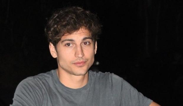 &Uuml;nl&uuml; oyuncu Oktay &Ccedil;ubuk&rsquo;tan korkutan haber!