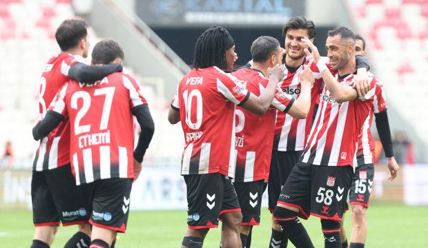 1. Lig ekibi Sivasspor'da genel kurul kararı alındı