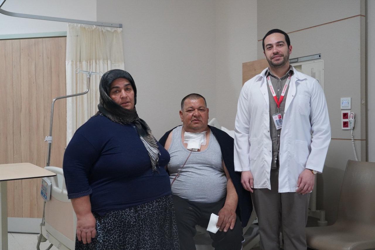  Boynundaki 542 gramlık kitle başarıyla çıkarıldı.