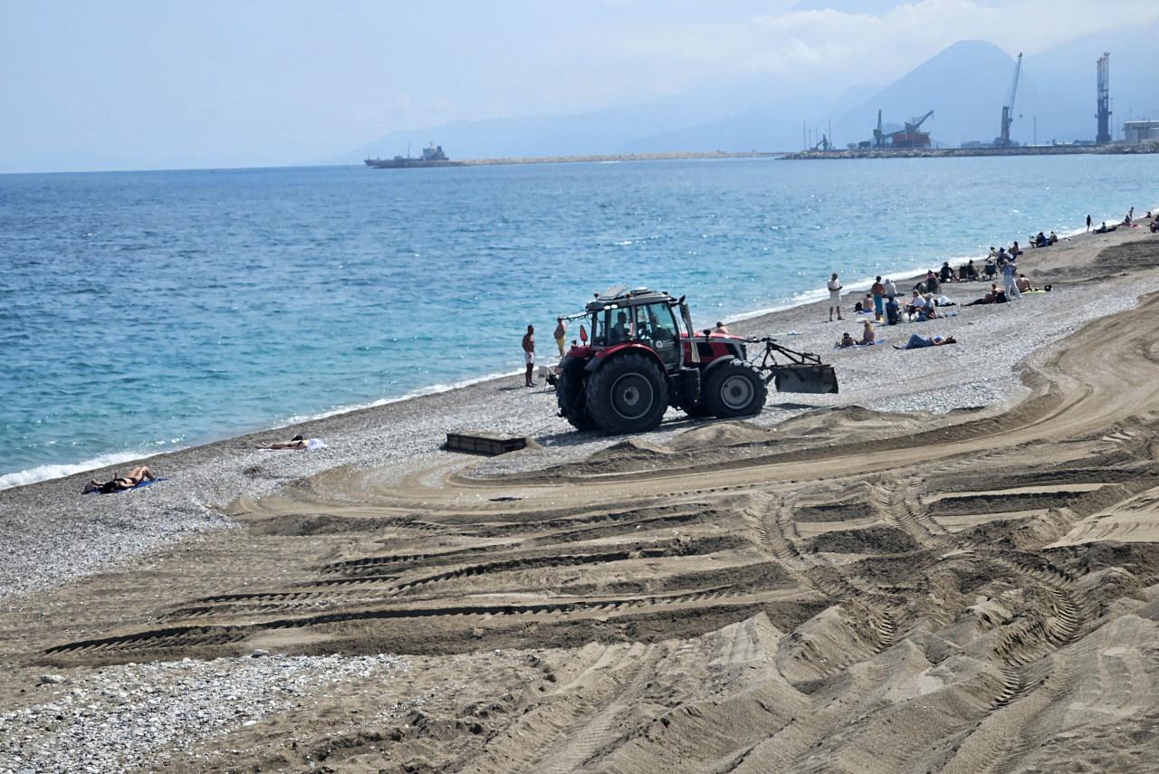 Konyaaltı Sahili'nde yapılan çalışmadan görüntü