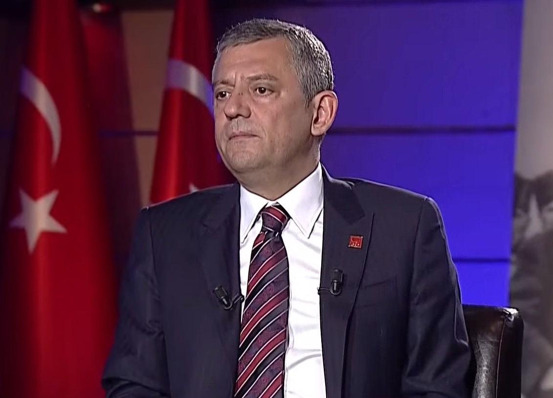 CHP Genel Başkanı Özgür Özel (Fotoğraf, Sözcü TV yayınından alınmıştır.)