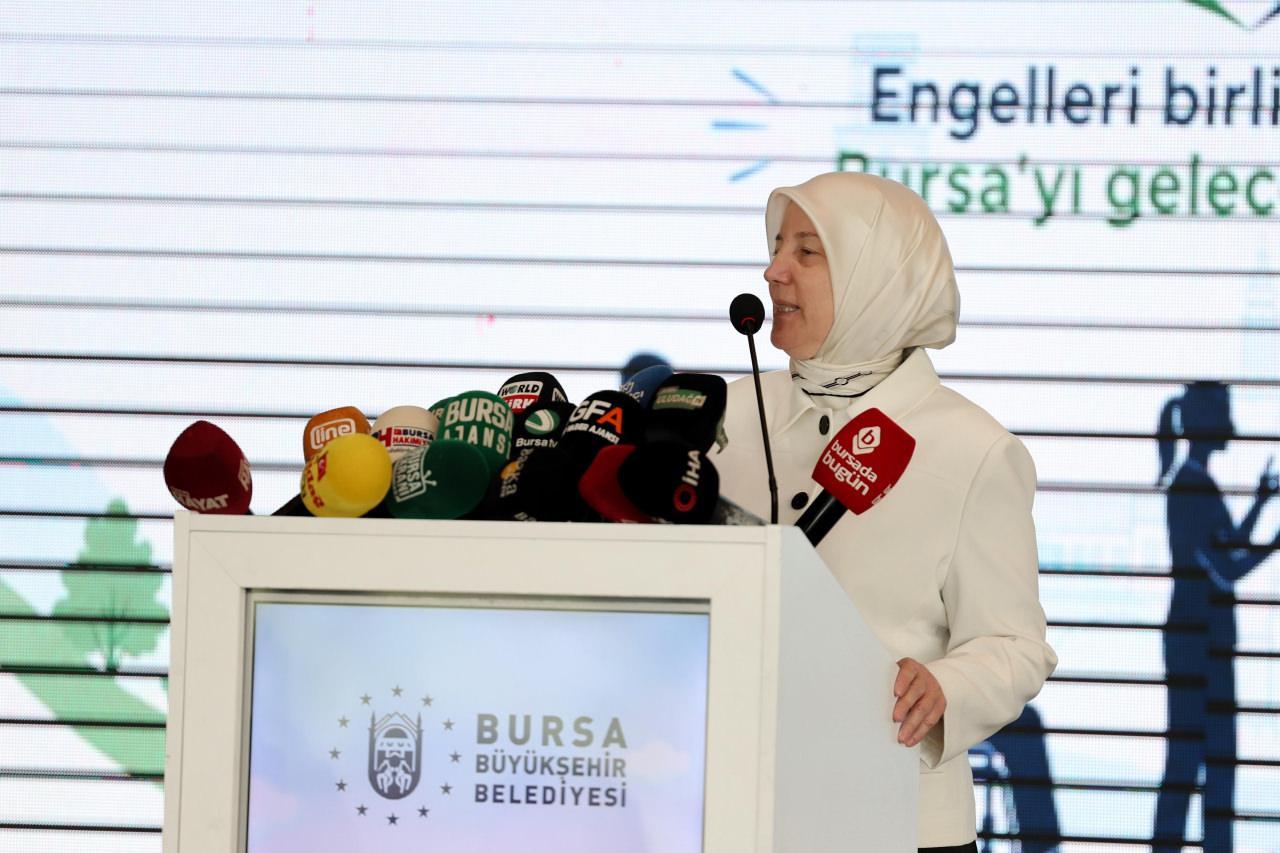 AK Parti Bursa Milletvekili Emine Yavuz Gözgeç 