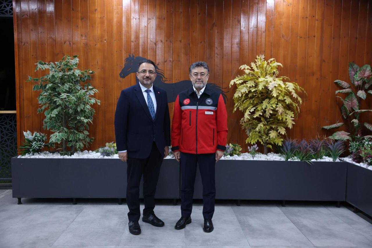 Haber7 Genel Yayın Yönetmeni Osman Ateşli - Tarım ve Orman Bakanı İbrahim Yumaklı.