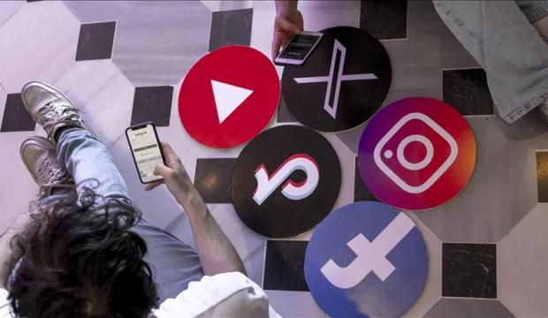 Anonimlik devri resmen bitiyor! Sosyal medyada kimlik d&ouml;neminin detayları belli oldu!