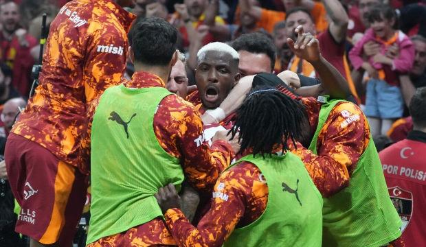 Galatasaray'da 4 futbolcu bir ilki yaşadı!