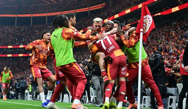 Galatasaray'ın yıldızlarından şampiyonluk yorumu! "Allah'a bin ş&uuml;k&uuml;r"