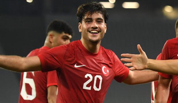 Galatasaray Avrupa'da 12 gol, 20 asist yapan milli yıldızı istiyor! 