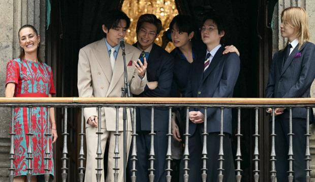 Meksika'da BTS &ccedil;ılgınlığı! K-pop grubu başkanlık sarayından seslendi