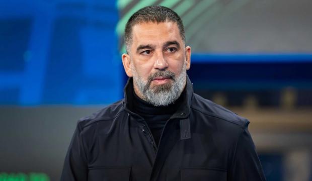 Rakibi ma&ccedil; &ouml;ncesi Arda Turan'ı &ouml;ve &ouml;ve bitiremedi! 