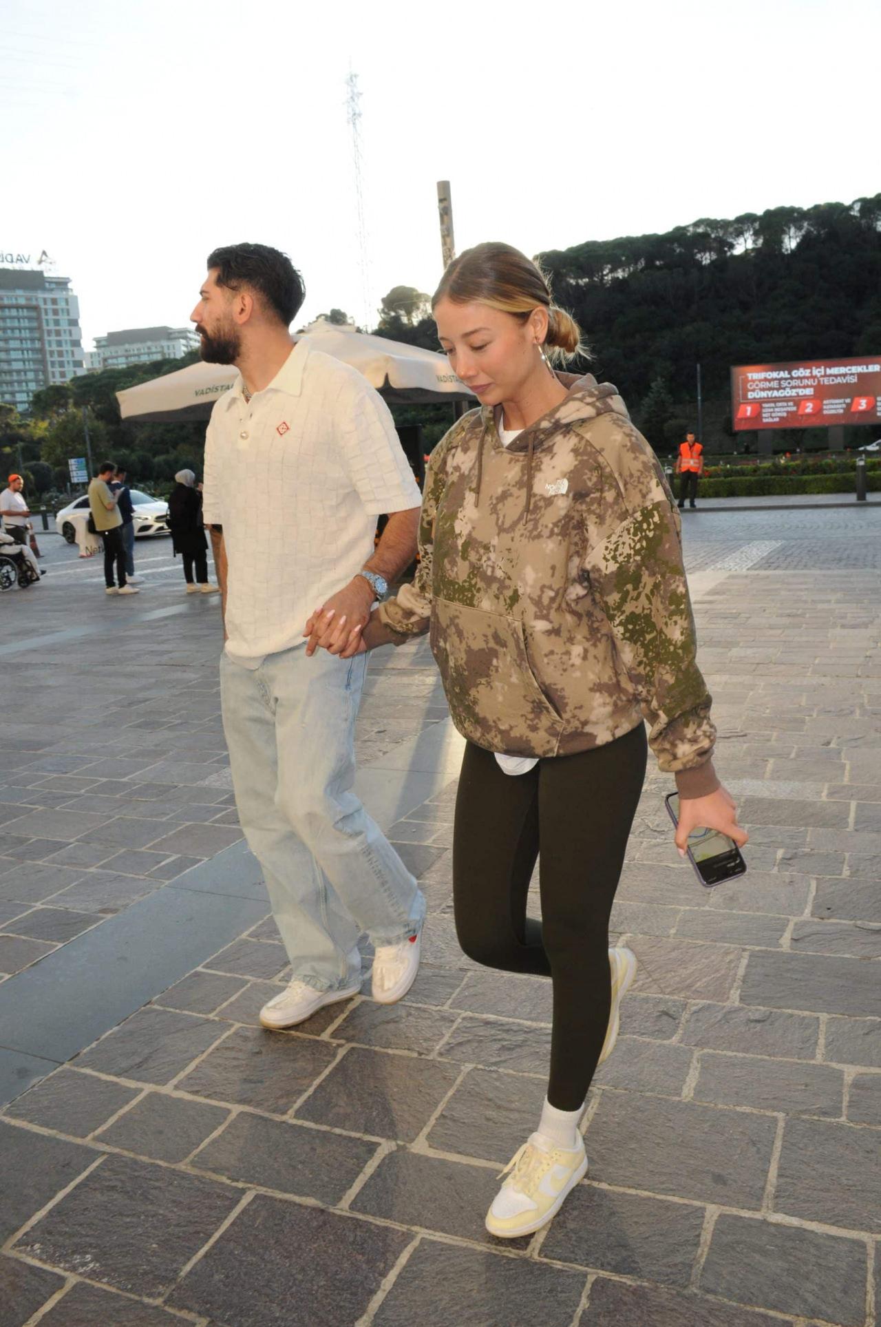 Aleyna Kalaycıoğlu ve Vahap Canbay