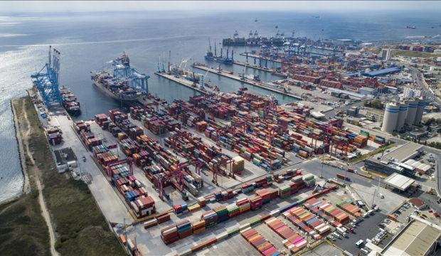 Dev konteyner gemileri T&uuml;rkiye'ye akın etti: T&uuml;m zamanların nisan rekoru kırıldı!