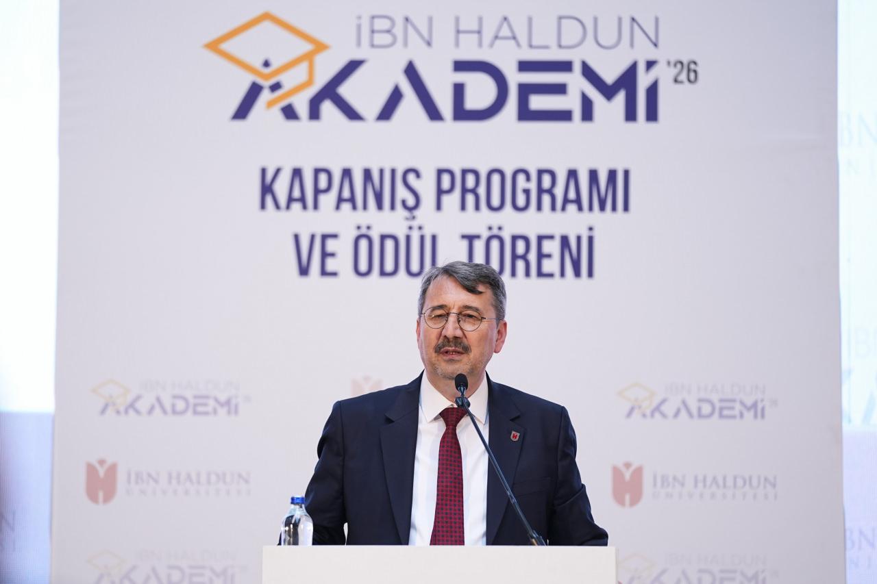 İbn Haldun Üniversitesi Rektörü Prof. Dr. Atilla Arkan, programa katılarak konuşma yaptı.