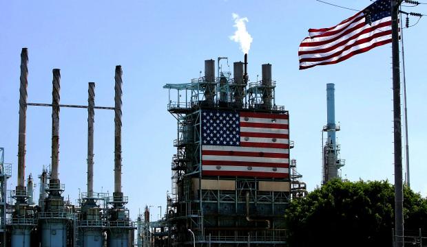 ABD s&uuml;rpriz petrol tahmini! Piyasalarda H&uuml;rm&uuml;z bilmecesi