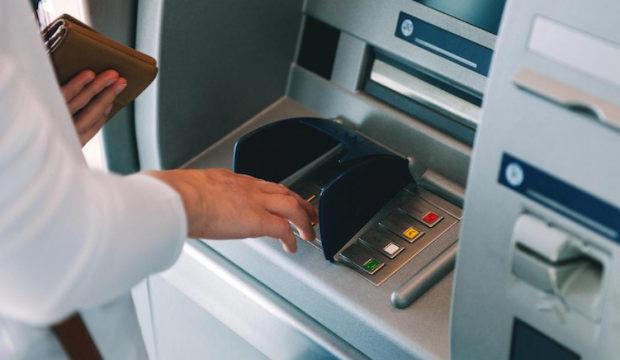 ATM şifreleri neden 4 haneli? İşte ger&ccedil;ek sebebi