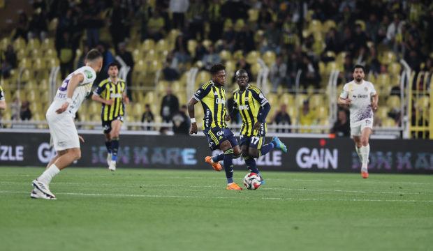 Fred son &uuml;&ccedil; ma&ccedil;ta kendini buldu
