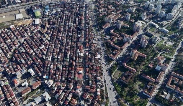 İstanbul&rsquo;da hayatın iki farklı y&uuml;z&uuml; aynı karede! Dikkat &ccedil;eken g&ouml;r&uuml;nt&uuml;