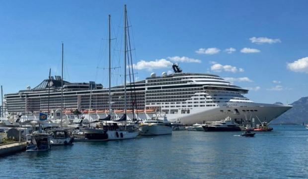 Marmaris'e kruvaziyer akını: Y&uuml;zen otellerle rekor sayıda turist bekleniyor