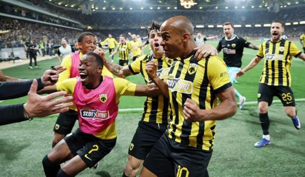 S&uuml;per Lig devinin kiralık g&ouml;nderdiği oyuncu 90+3'te attığı golle takımını şampiyon yaptı!