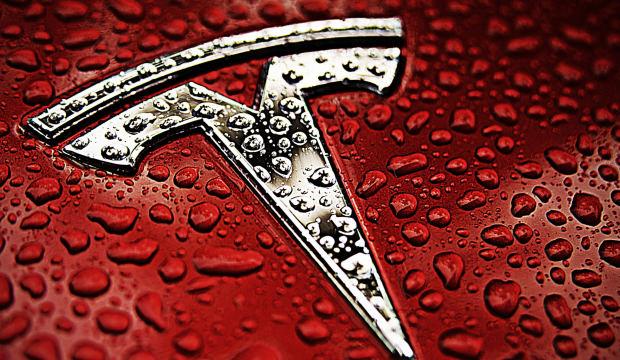 Tesla amblemi aslında neyi simgeliyor? Yıllardır sadece &ldquo;T&rdquo; harfi sanılıyordu