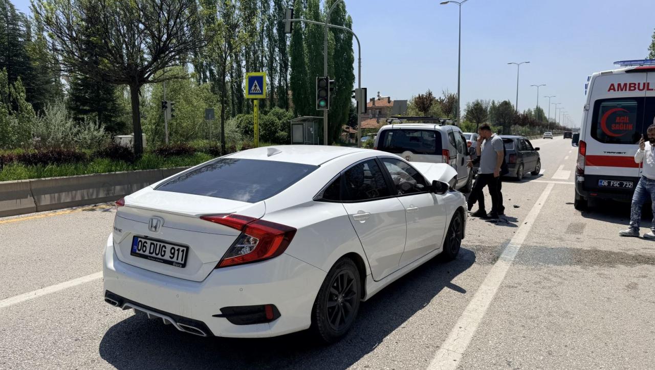 Olay yerine çok sayıda ekip sevk edildi.